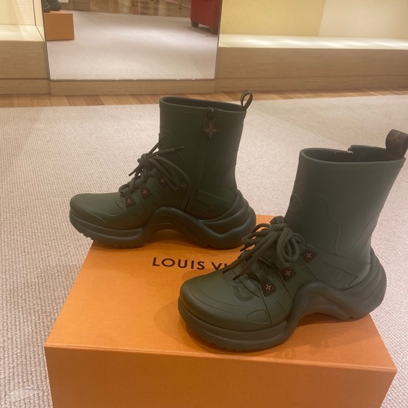Louis Vuitton Archlight Sneakerboots - Picture 3 of 9